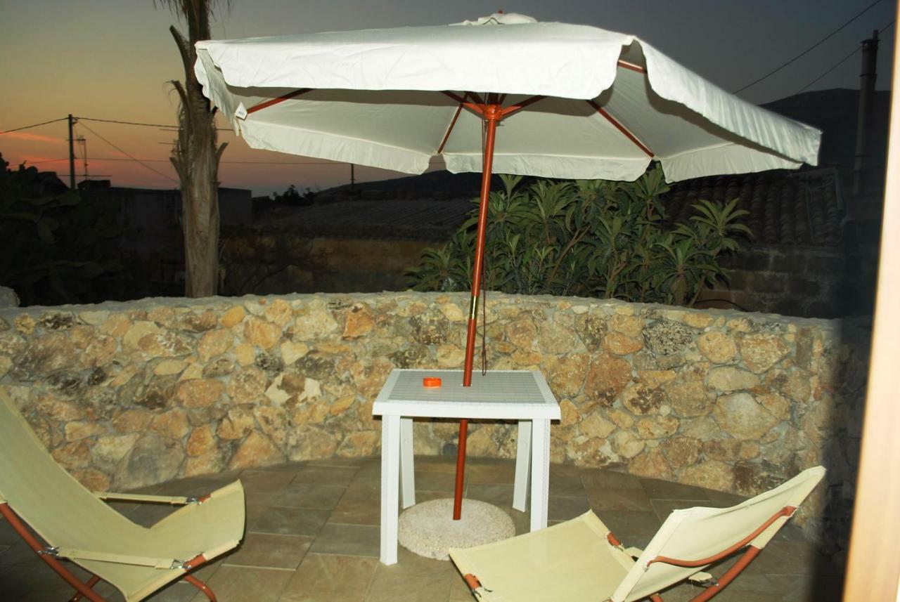 קוסטונאצ'י B&B Aurora מראה חיצוני תמונה